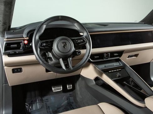 Certified 2024 Porsche Macan Turbo Electric image 4