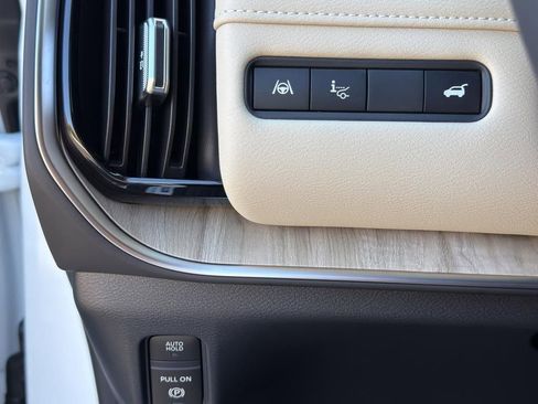 New 2026 Nissan Armada Platinum Reserve image 25