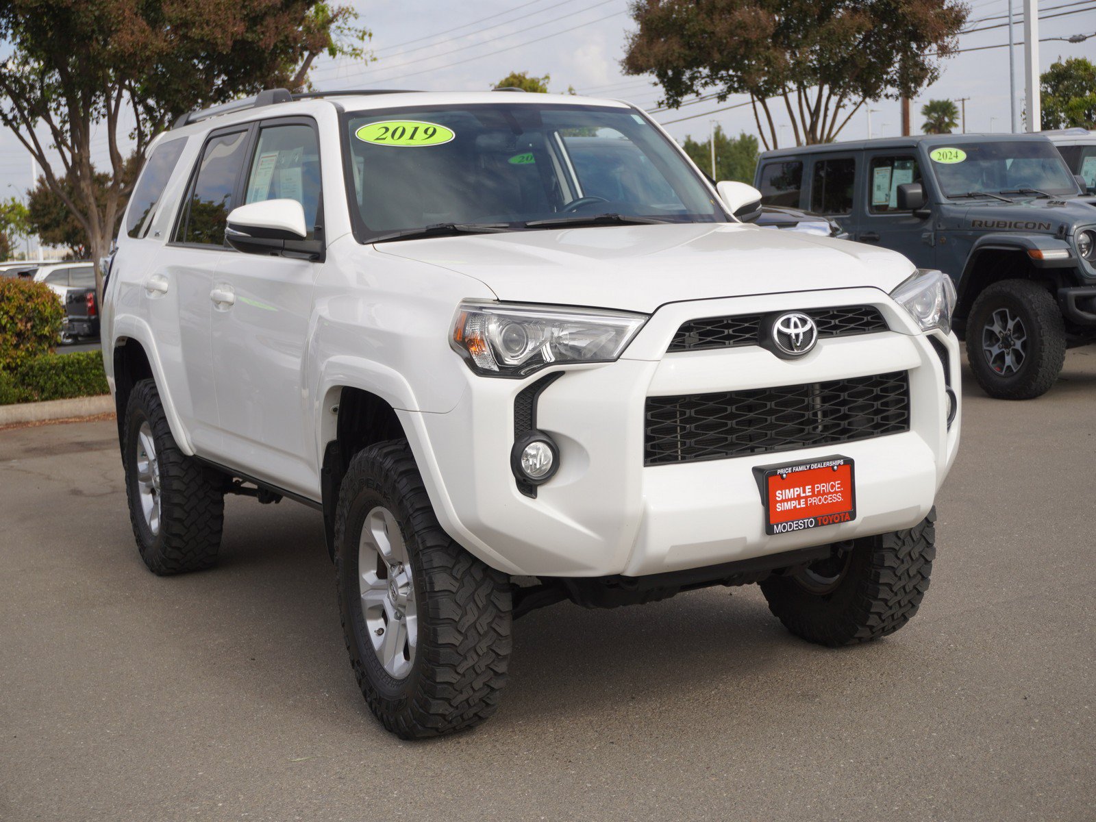 Used 2019 Toyota 4Runner SR5 Premium AWD/4WD image 1