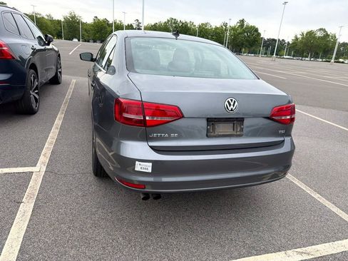 Used 2015 Volkswagen Jetta SE FWD image 17