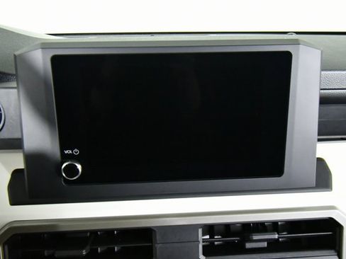 Used 2024 Toyota Tacoma TRD Off-Road image 4