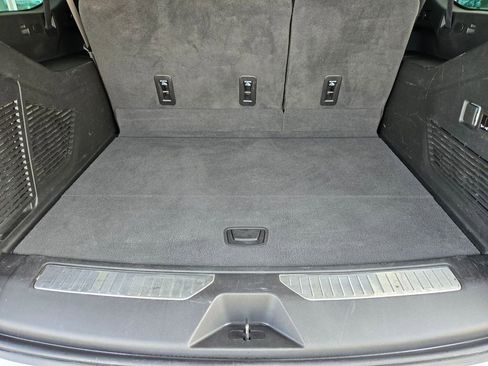 Used 2024 Chevrolet Suburban RST w/ Luxury Package image 35