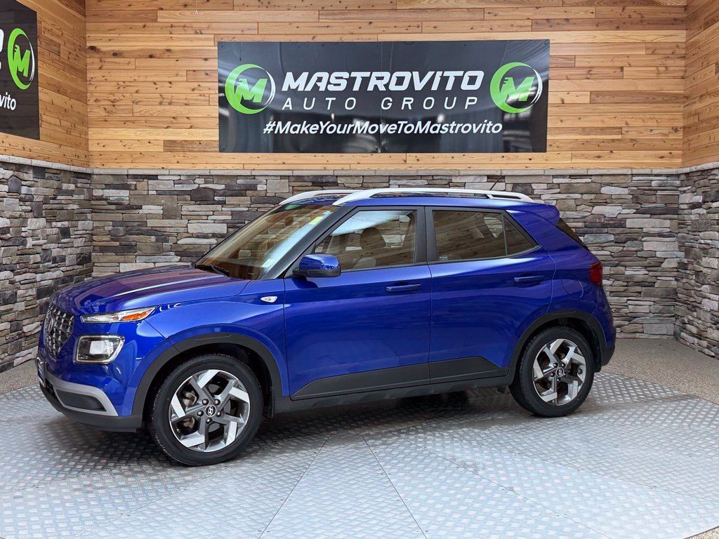Used 2024 Hyundai Venue SEL FWD image 7
