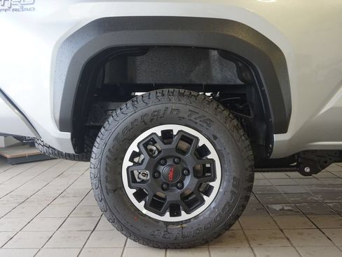 New 2026 Toyota Tacoma TRD Off-Road AWD/4WD image 31