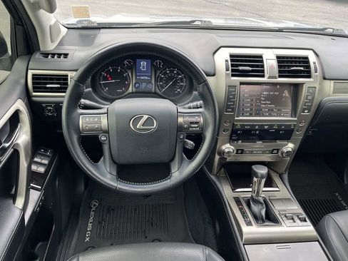 Used 2015 Lexus GX 460 image 13