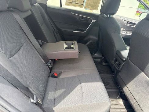 Used 2022 Toyota RAV4 LE FWD image 29