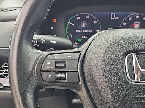 Used 2023 Honda Accord EX-L image 16
