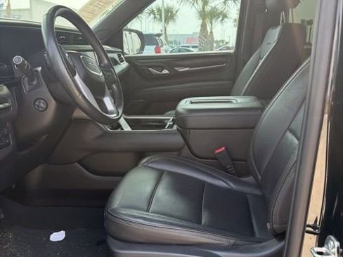 Used 2022 GMC Yukon Denali w/ Denali Premium Package RWD image 2