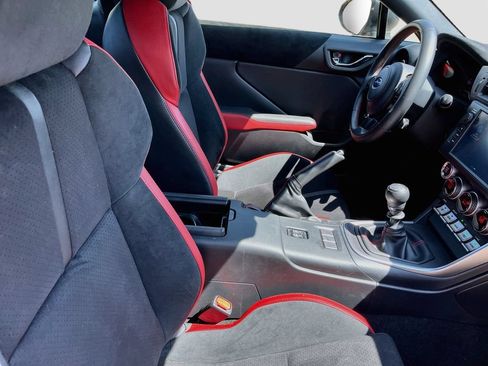 Used 2025 Subaru BRZ Limited RWD image 26