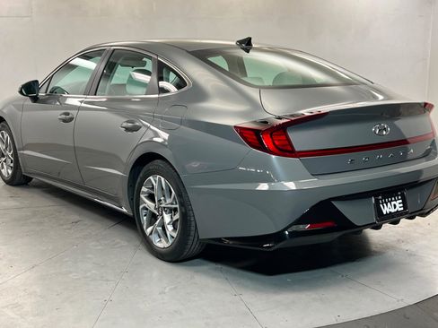 Used 2023 Hyundai Sonata SEL FWD image 3