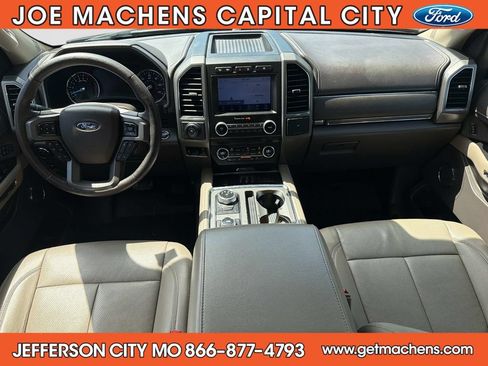 Used 2020 Ford Expedition XLT w/ Equipment Group 202A AWD/4WD image 15