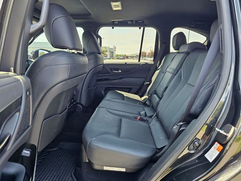 Used 2025 Lexus LX 700h Overtrail w/ Accessory Package (Z1) AWD/4WD image 17