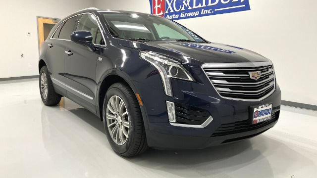 Used 2017 Cadillac XT5 Luxury w/ Driver Awareness Package FWD image 6