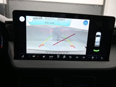 New 2025 Ford Maverick XLT w/ XLT Luxury Package image 16