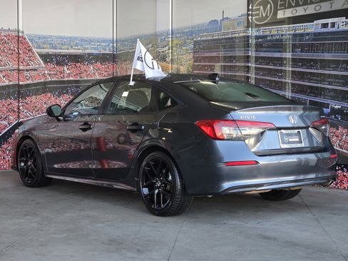 Used 2022 Honda Civic Sport image 6