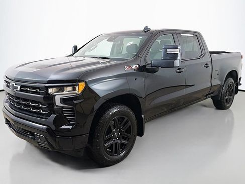 Used 2024 Chevrolet Silverado 1500 RST w/ Z71 Off-Road Package AWD/4WD image 7