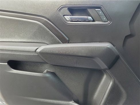 Certified 2023 Chevrolet Colorado LT image 18