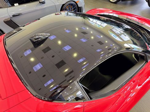 Used 2022 Ferrari SF90 Stradale image 32