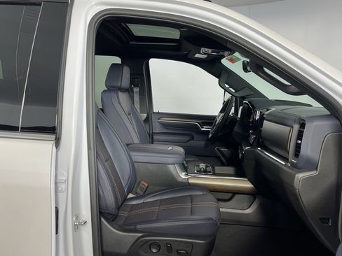 Used 2025 Chevrolet Silverado 2500 High Country w/ High Country Premium Package image 35