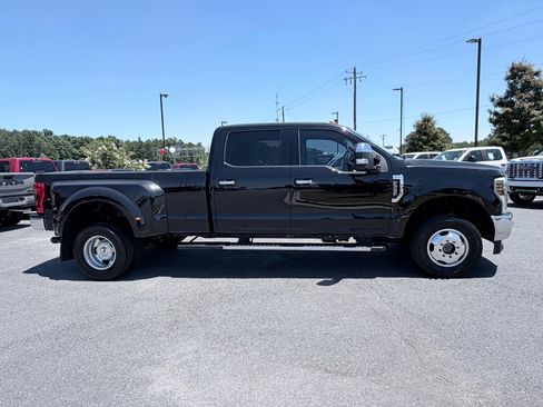 Used 2019 Ford F350 Lariat w/ Chrome Package AWD/4WD image 4