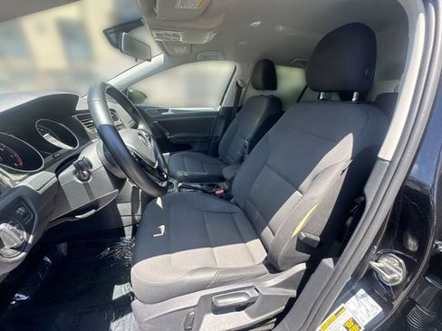Used 2019 Volkswagen Golf S AWD/4WD image 14