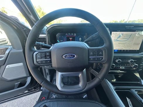 New 2025 Ford F350 Lariat w/ Lariat Ultimate Package image 13
