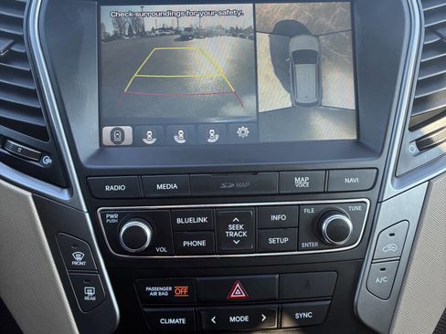 Used 2017 Hyundai Santa Fe Sport w/ 2.4L Tech Package 04 image 23