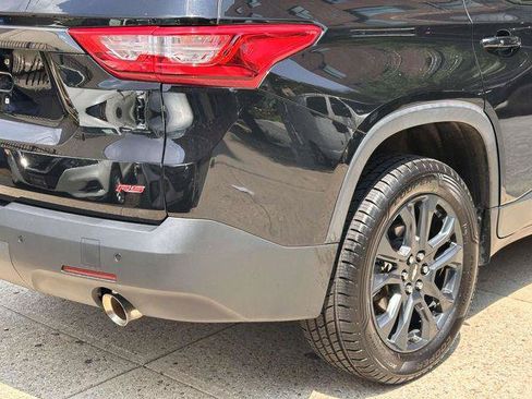 Used 2020 Chevrolet Traverse RS w/ LPO, Floor Liner Package AWD/4WD image 11