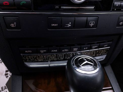 Used 2010 Mercedes-Benz E 550 Coupe image 19