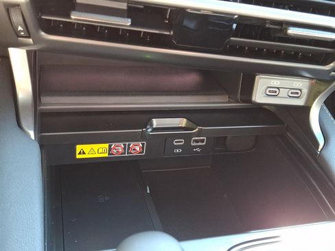 New 2026 Lexus RX 350h AWD/4WD image 14