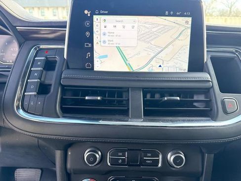 Used 2023 GMC Yukon XL SLE image 31