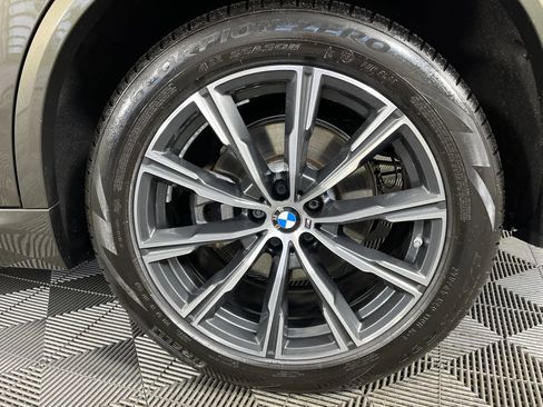 Used 2023 BMW X5 xDrive40i w/ M Sport Package AWD/4WD image 15
