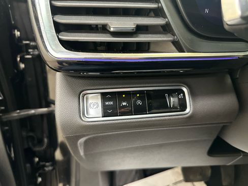 Certified 2025 Buick Envision Preferred image 22