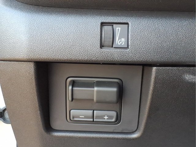 Used 2026 Chevrolet Colorado Trail Boss AWD/4WD image 17