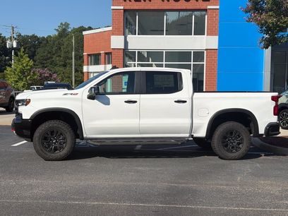 New 2026 Chevrolet Silverado 1500 ZR2 w/ LPO, Dark Essentials Package