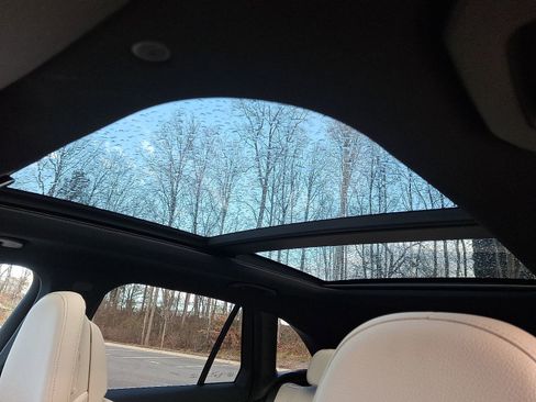 Certified 2025 Mercedes-Benz GLC 300 GLC 300 image 14