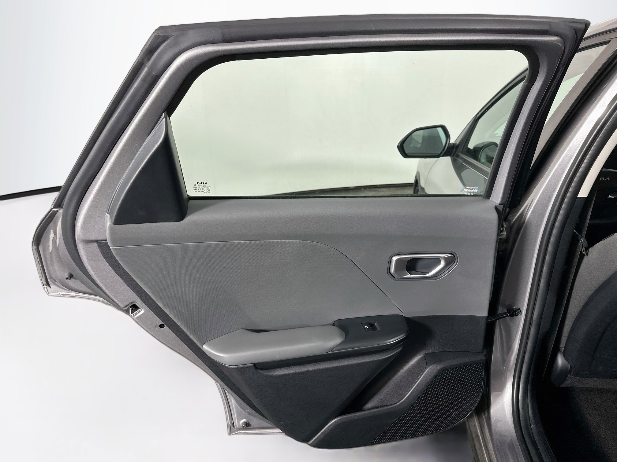 Used 2025 Kia K4 FWD image 26