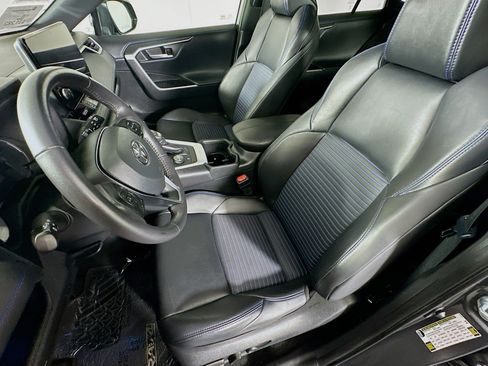 Used 2023 Toyota RAV4 XSE AWD/4WD image 18