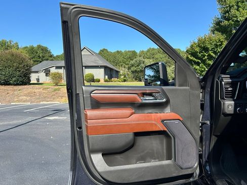 Used 2024 GMC Sierra 2500 Denali Ultimate AWD/4WD image 61
