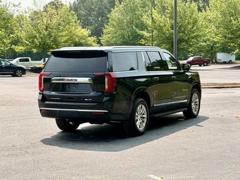 Used 2022 GMC Yukon XL SLT AWD/4WD image 7
