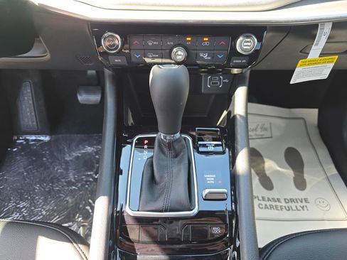 New 2026 Jeep Compass Limited image 14