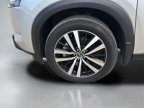 Used 2024 Nissan Pathfinder Platinum w/ Cargo Package AWD/4WD image 35