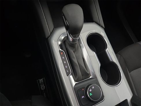 Used 2025 Chevrolet Blazer LT image 21