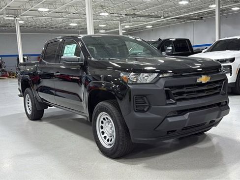 New 2026 Chevrolet Colorado W/T w/ WT Convenience Package II image 2