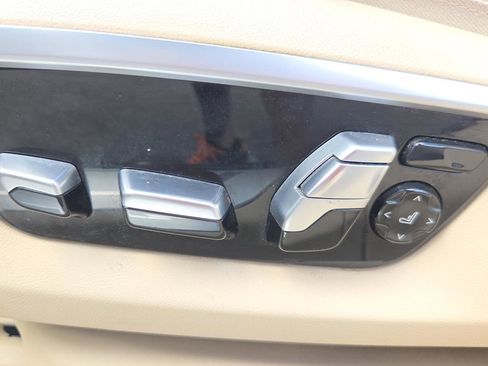 Used 2017 BMW 750i 750i image 28