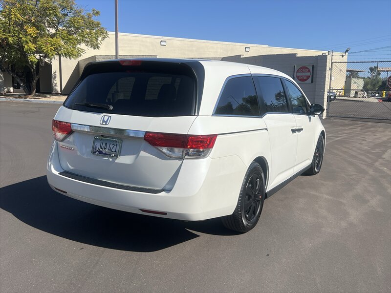 Used 2015 Honda Odyssey LX image 14