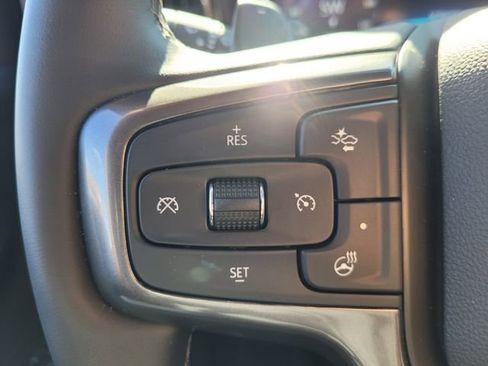 Used 2025 Chevrolet Silverado 1500 ZR2 w/ Technology Package image 32