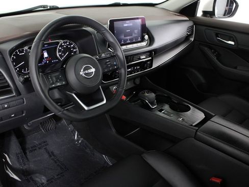Certified 2022 Nissan Rogue SV w/ SV Premium Package FWD image 20