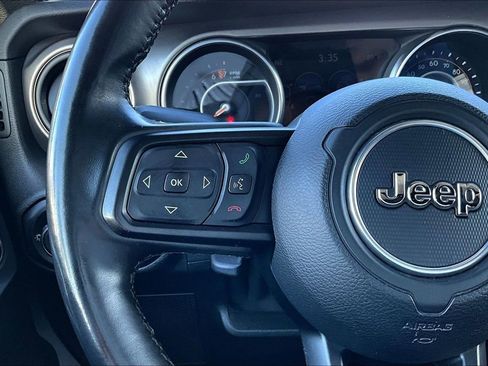 Used 2018 Jeep Wrangler Unlimited Sport S image 9