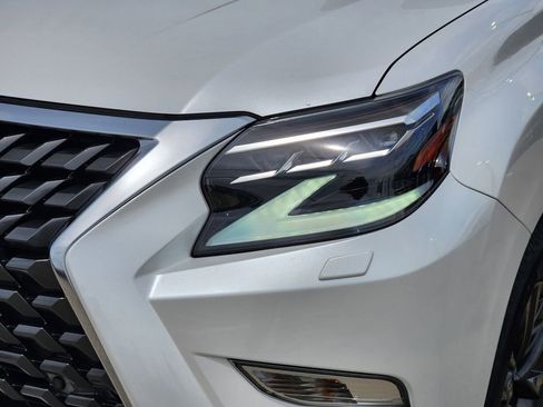 Used 2023 Lexus GX 460 Premium w/ Premium Package AWD/4WD image 9